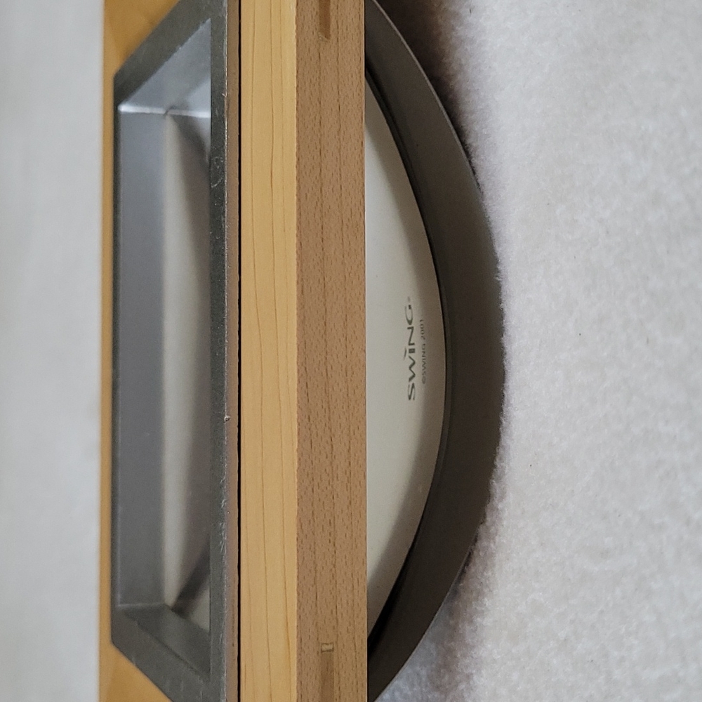 Maple Wood Picture Frame Hologram 3-D Curved Contemporary Vintage Deco 8.5 x 6.5 - Picture 2 of 8